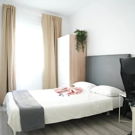 滨海别墅 Villa Premia De Dalt